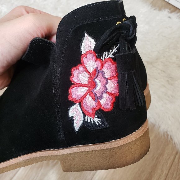 Kate Spade Bellville Black Ankle Booties with Pink Floral Design 10 - Picture 6 of 9